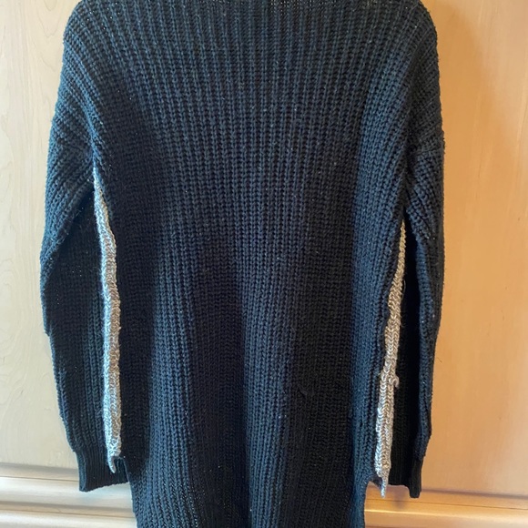 Colorblock sweater - Picture 2 of 3